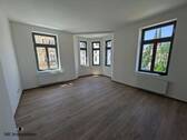 Wohnzimmer & Küche - 