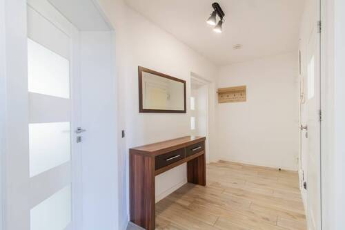Flur - Etagenwohnung mit 77,80 m&sup2; in Görlitz zum Kaufen