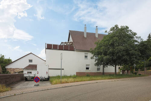 Rückseite - Einfamilienhaus mit 200,00 m² in Niefern-Öschelbronn zum Kaufen