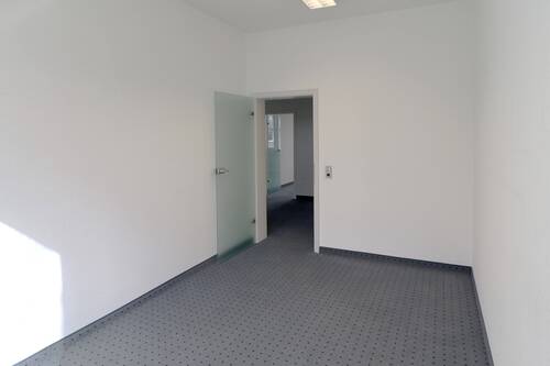 Beispielbüro - 