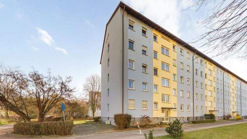 Vorderansicht - Attraktive 3-Zimmer-Wohnung mit Balkon in Schweinfurt-Bergl