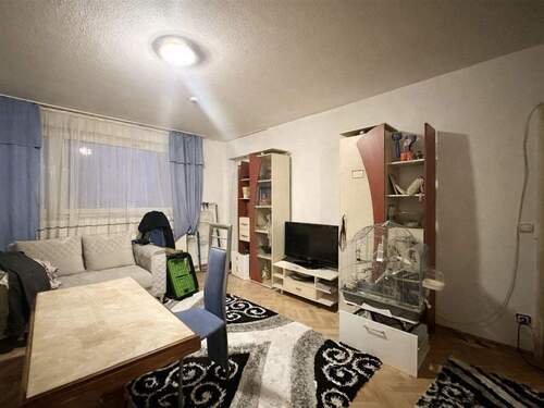 Wohnzimmer - 2 Zimmer Etagenwohnung zum Kaufen in Dietzenbach