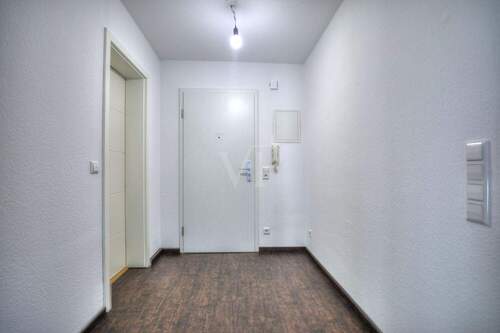 Flur - 2 Zimmer Terrassenwohnung in Leingarten