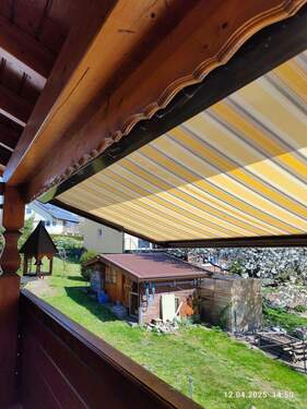 mit elektrischer Markise - 