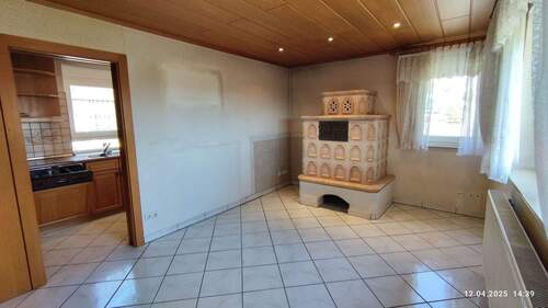 ... Wand zur Küche hin - 