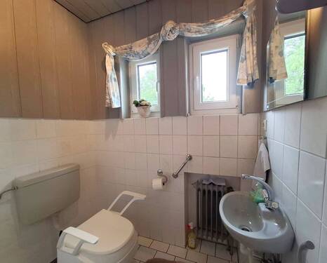 17.Gäste WC rechts - 
