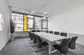 Bild 2 - Voll ausgestatteter privater Büroraum für Sie und Ihr Team in Regus AOC Hanauer Landstraße