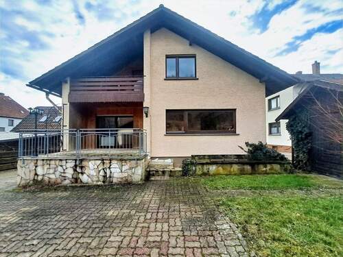 Gartenansicht - 7 Zimmer Mehrfamilienhaus, Wohnhaus zum Kaufen in Mühlhausen