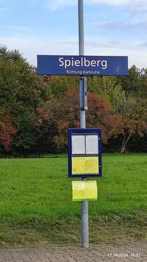 Gut angebunden zu sein ist wichtig ... - Grundstück zum Kaufen in Karlsbad