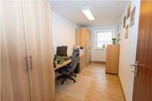 Büro Einliegerwohnung - 