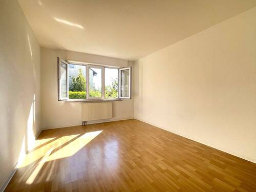 Schlafzimmer 1 EG - 8 Zimmer Mehrfamilienhaus, Wohnhaus in Stuttgart
