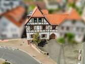 Drohnenblick - Mehrfamilienhaus, Wohnhaus mit 239,00 m&sup2; in Gelnhausen zum Kaufen