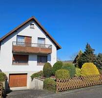 Einfamilienhaus mit Potential für Wohnträume auf großem Grundstück in ruhiger Aussichtslage von Unkel