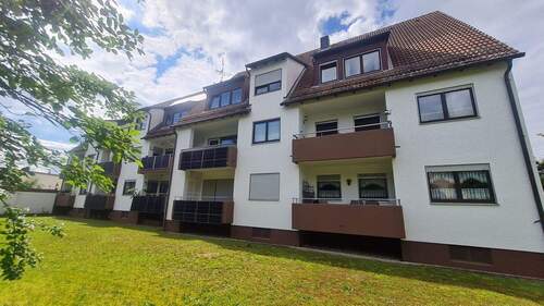 Rückansicht - 3 Zimmer Etagenwohnung zum Kaufen in Rednitzhembach