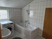 Bad mit Wanne - 