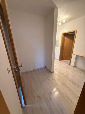 Flur 3 - 3 Zimmer Etagenwohnung in Miltenberg