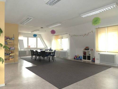 S DG Spiel- und Besprechungsraum - 