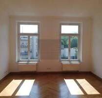 5 Zimmer Wohnung mit Einbauküche und Balkon im Musikerviertel im 2OG zu vermieten- RESERVIERT - Leipzig Zentrum-Süd