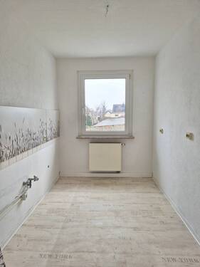 Küche.jpg - 3 Zimmer Etagenwohnung in Leisnig