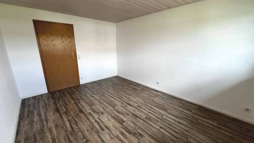 freundliches Kinder - oder Arbeitszimmer (2) - 