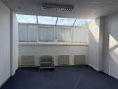 Büro Raum links - 