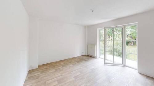 Wohnzimmer Vergleichswohnung - Charmante 2-Raum-Wohnung mit Balkon