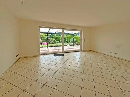 Wohnzimmer - Doppelhaushälfte mit 104,00 m&sup2; in Norderstedt zum Kaufen