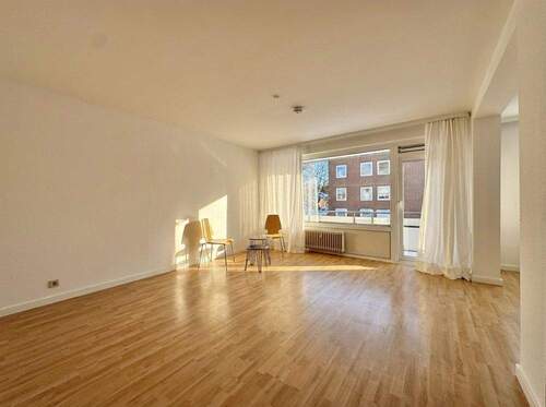 Wohnbereich - 1 Zimmer Etagenwohnung zum Kaufen in Hamburg