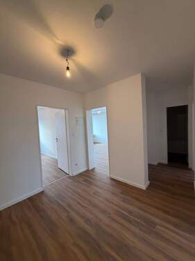 Flur - 3 Zimmer Etagenwohnung zur Miete in Kirchseeon