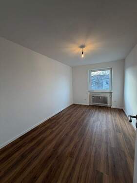 Kind - 3 Zimmer Etagenwohnung in Kirchseeon