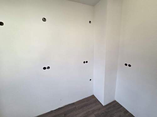 Bild 1 - 4-Zimmer-Wohnung - Erstbezug nach Sanierung 012026