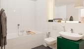 Zweites Badezimmer mit Badewanne - 