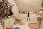 Badezimmer 1.OG - Einfamilienhaus in Hennef (Sieg) zum Kaufen