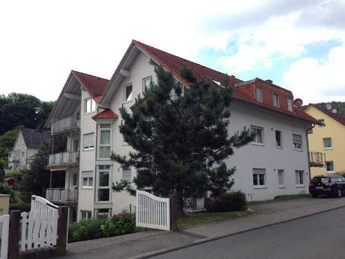 Bild 2 - 4 Zimmer Etagenwohnung zur Miete in Biedenkopf