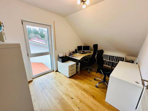 BÜRO DACHGESCHOSS - 