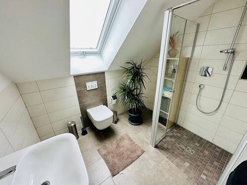 BADEZIMMER DACHGESCHOSS - 
