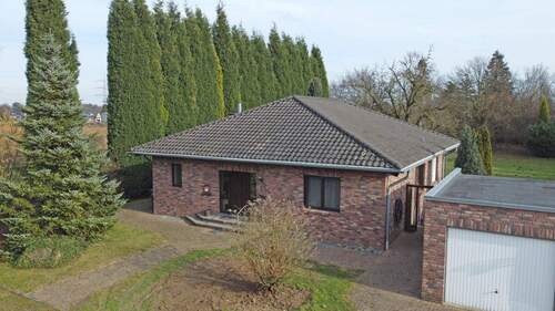 Außenansicht - 3 Zimmer Bungalow zum Kaufen in Voerde