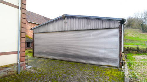 Halle - Einfahrt - Einfamilienhaus in Nünschweiler