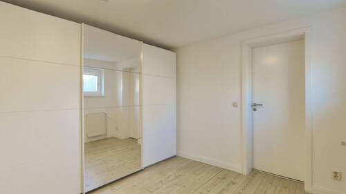 Das erste Zimmer im KG - 