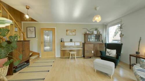 Das großzügige Wohnzimmer - 