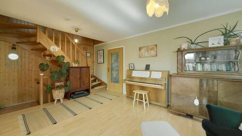 Das großzügige Wohnzimmer - 