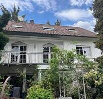 GERÄUMIGES WOHNHAUS FÜR MEHRERE GENERATIONEN - Cadolzburg Wachendorf