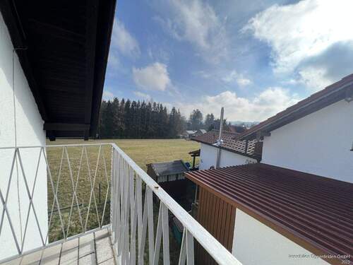 Balkonausblick - 4 Zimmer Einfamilienhaus in Eggenfelden