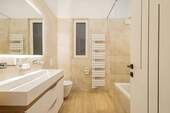 Modernes Badezimmer... - 