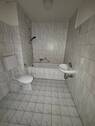 Modernes Badezimmer - 3 Zimmer Etagenwohnung zur Miete in Rheinfelden (Baden)