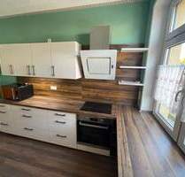 Stilvoll sanierter Erstbezug mit Kamin, Einbauküche & hochwertigem Tageslichtbad - Burkhardtsdorf