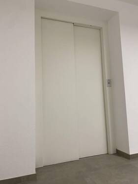 Aufzug - Etagenwohnung mit 73,00 m&sup2; in Winterberg zur Miete