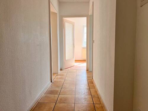 Flur - 3 Zimmer Etagenwohnung zur Miete in Plauen