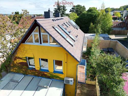 Außenansicht - Mehrfamilienhaus, Wohnhaus mit 139,70 m&sup2; in Bad Nenndorf zum Kaufen