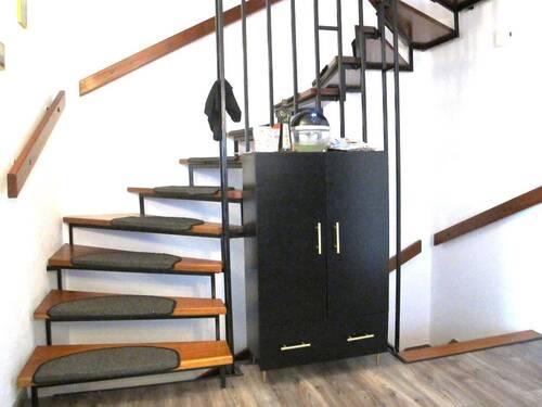 Treppenaufgang zum OG.JPG - 